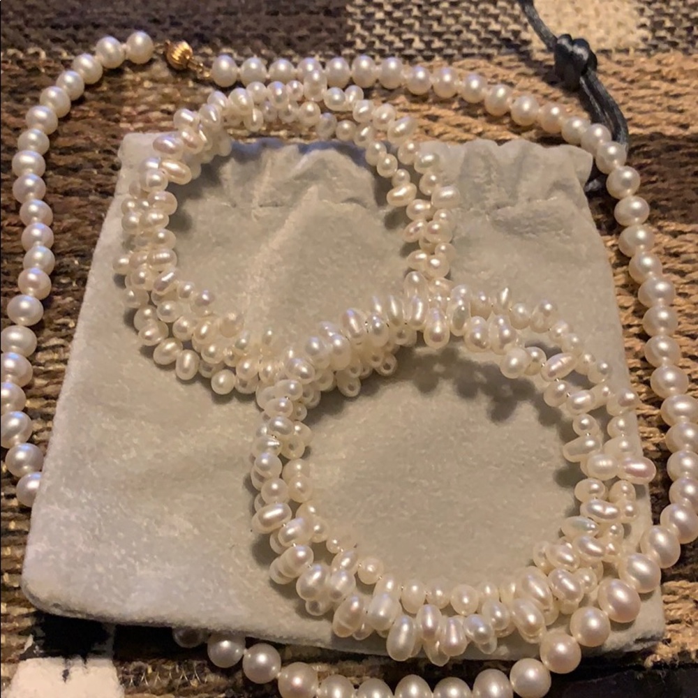 Pearls - Picture 2 of 7